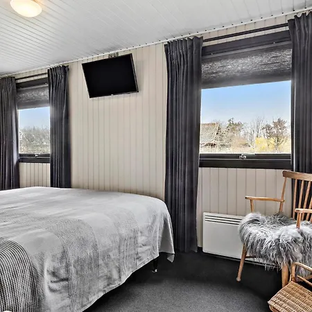 Cozy In With Wifi بيت للعطل